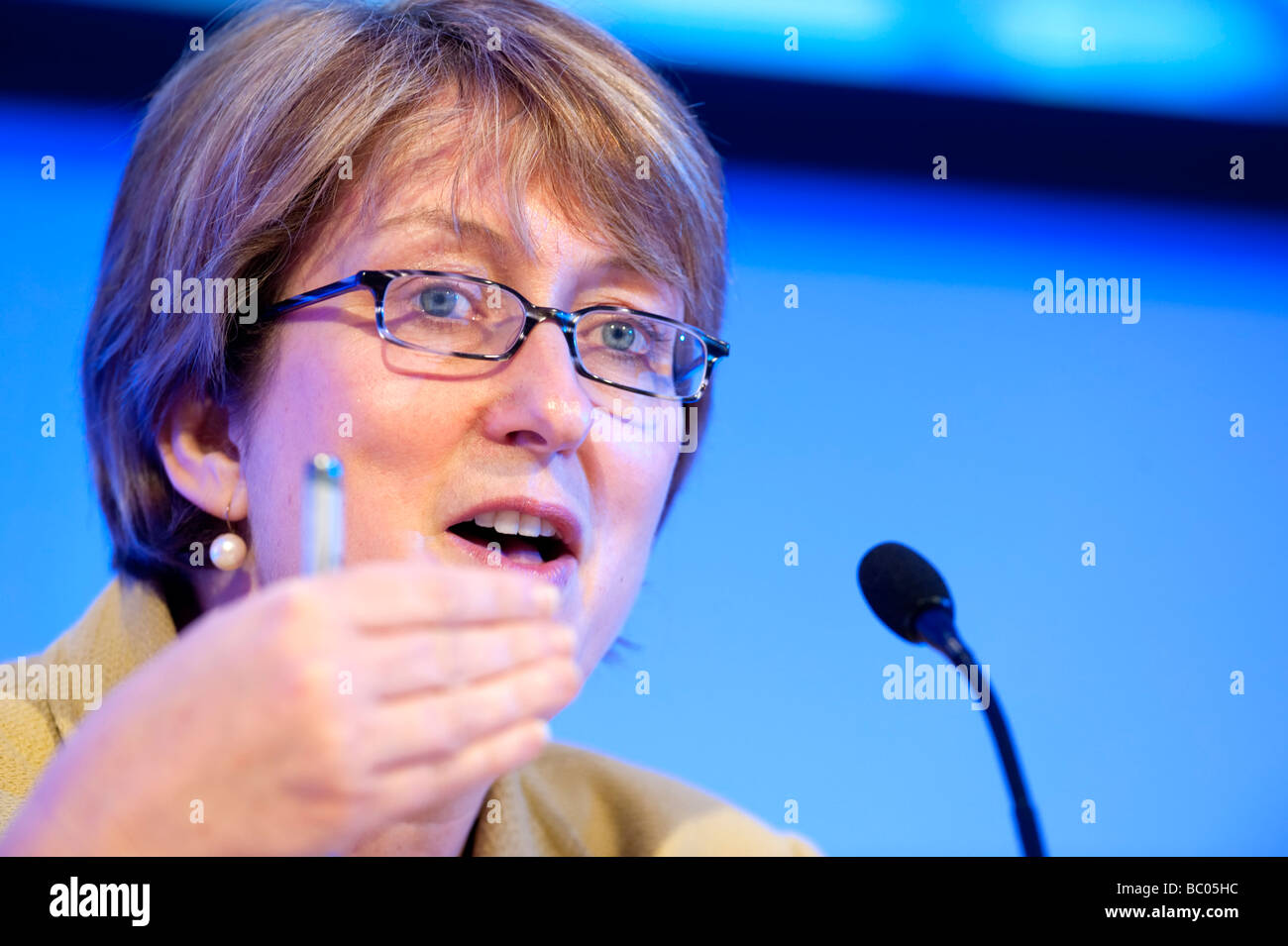 Jacqui Hi Res Stock Photography And Images Alamy   Former British Home Secretary Jacqui Smith Mp BC05HC 