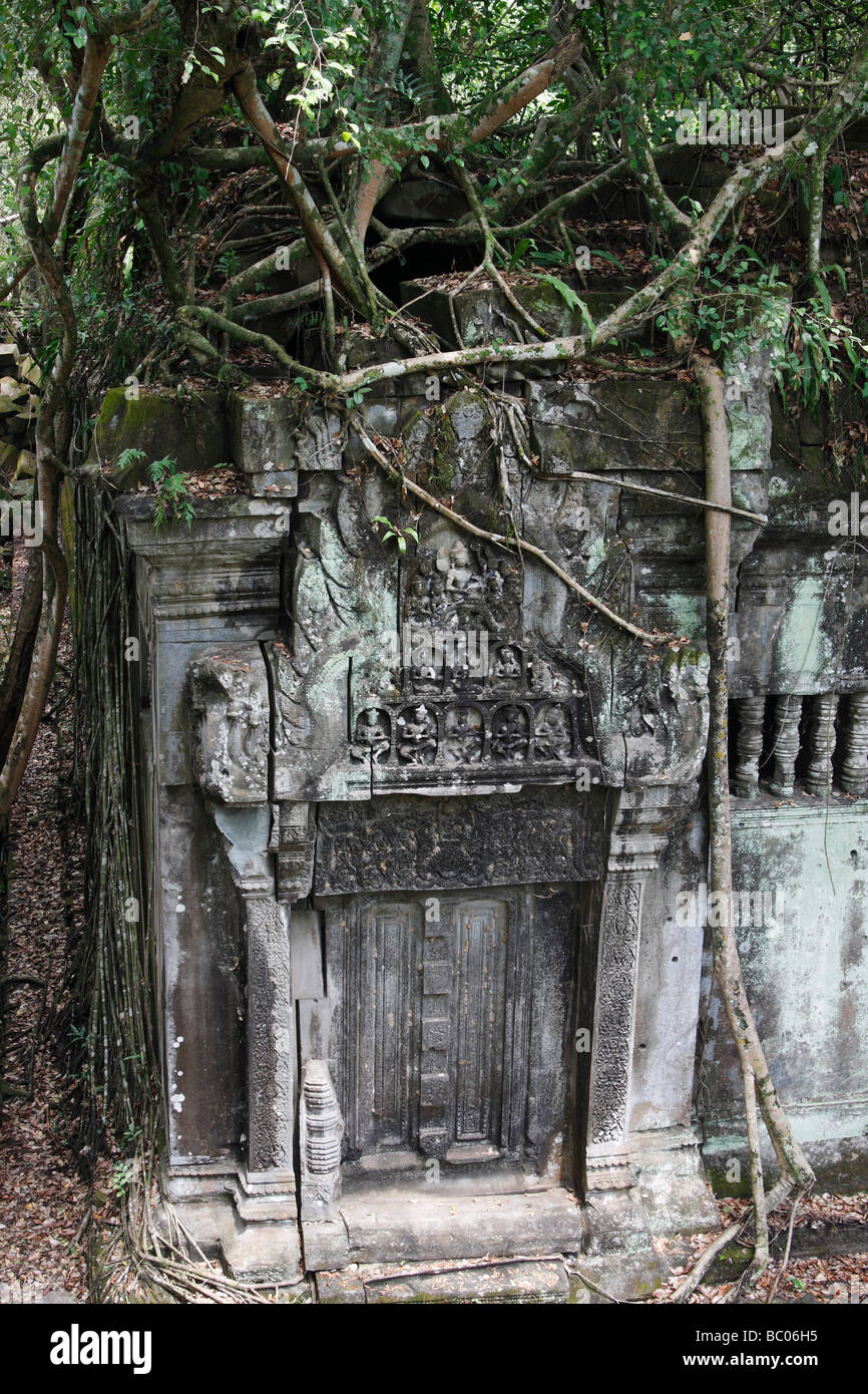 Beng Mealea Stone Temple Ancient Jungle Ruins Angkor Cambodia Stock Photo Alamy Beng Mealea Stone Temple Ancient Jungle Ruins Angkor Cambodia Stock Photo Alamy