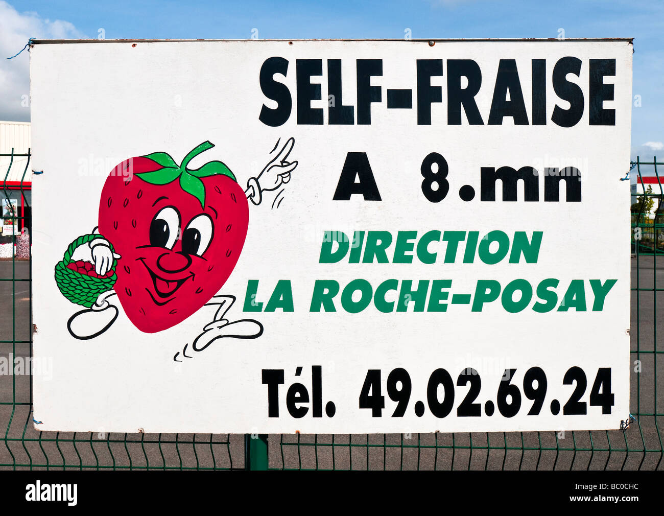 French 'Self Fraise' pick-your-own Strawberries roadside sign - Vienne, France. Stock Photo