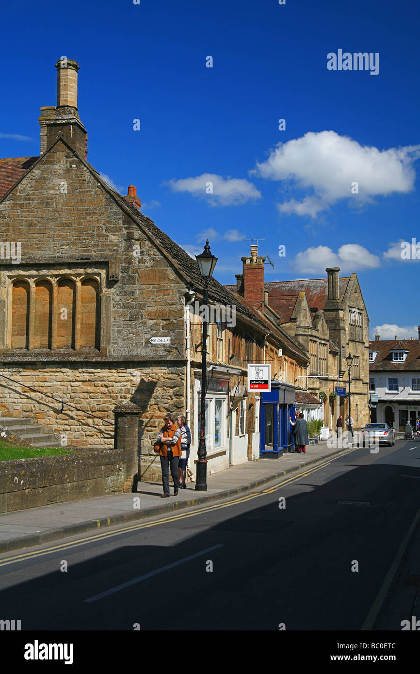 Half moon street hires stock photography and images Alamy