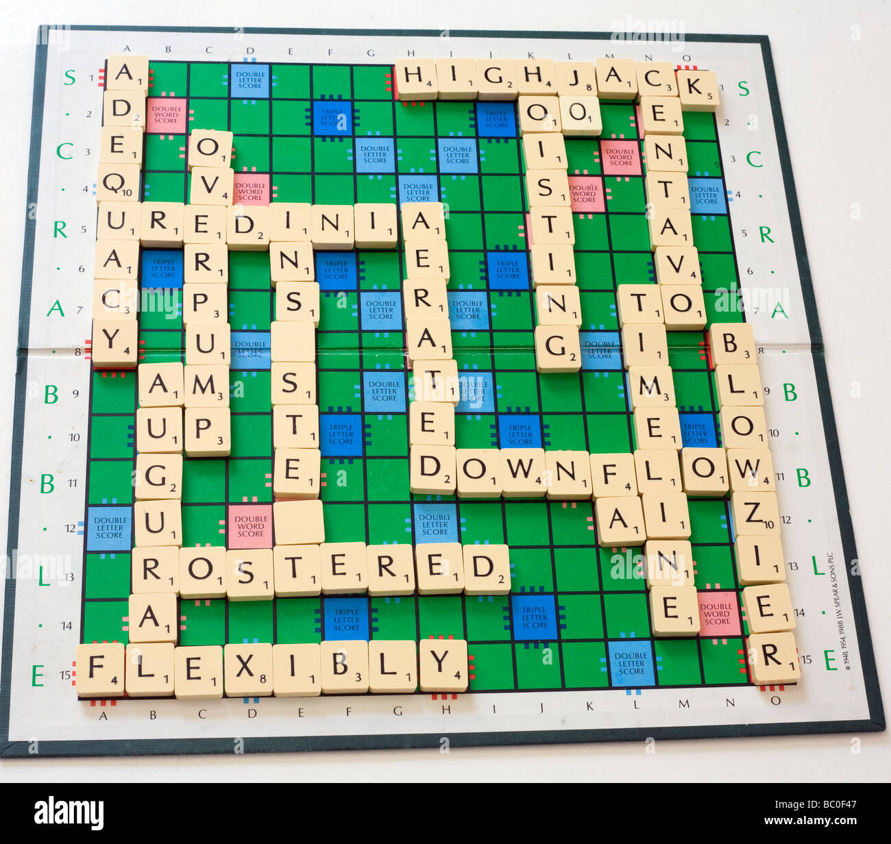 How to Score Big with Simple 2-Letter Words in Scrabble « SCRABBLE ::  WonderHowTo