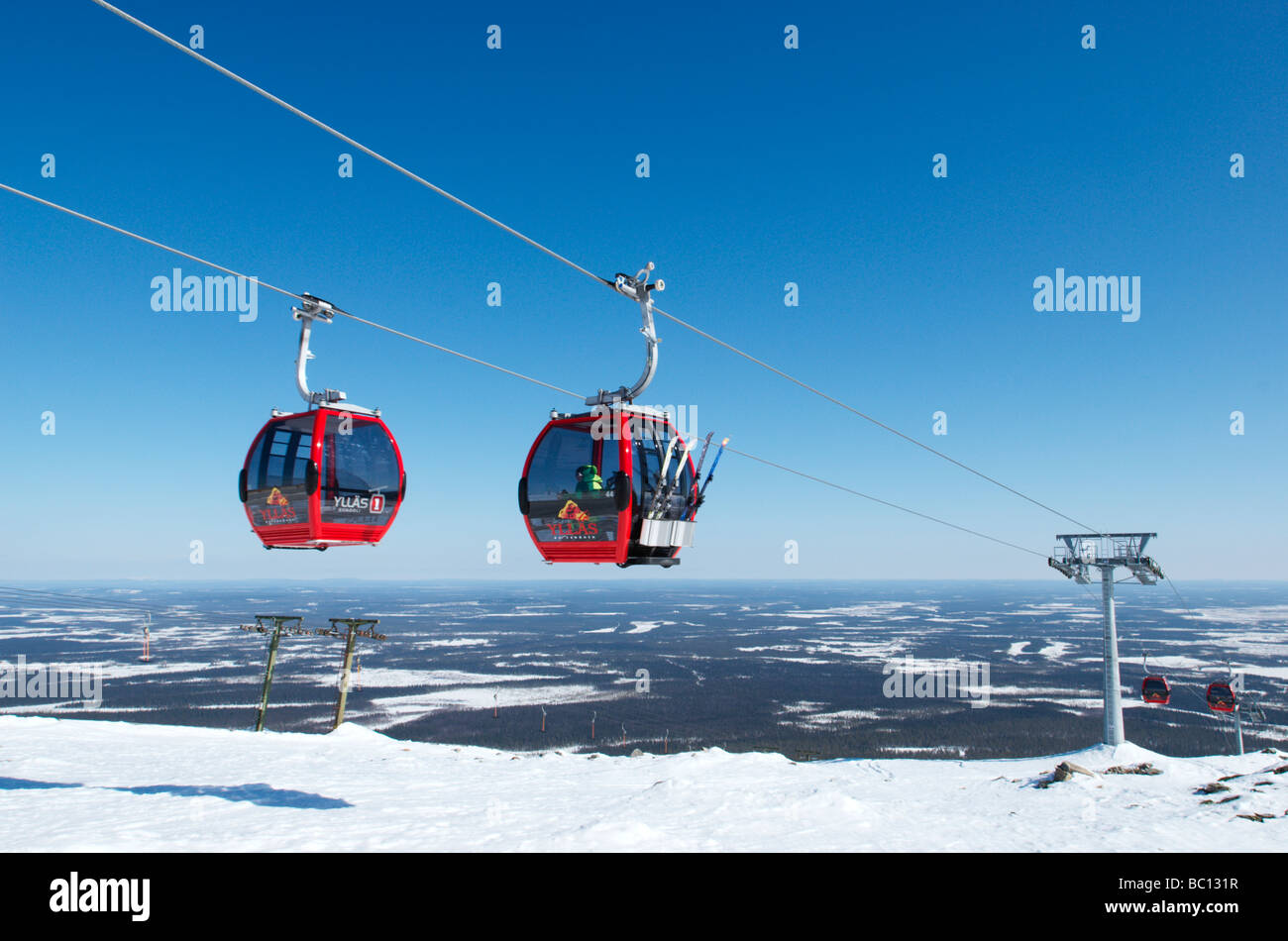 Gondola lift lifts hi-res stock photography and images - Alamy