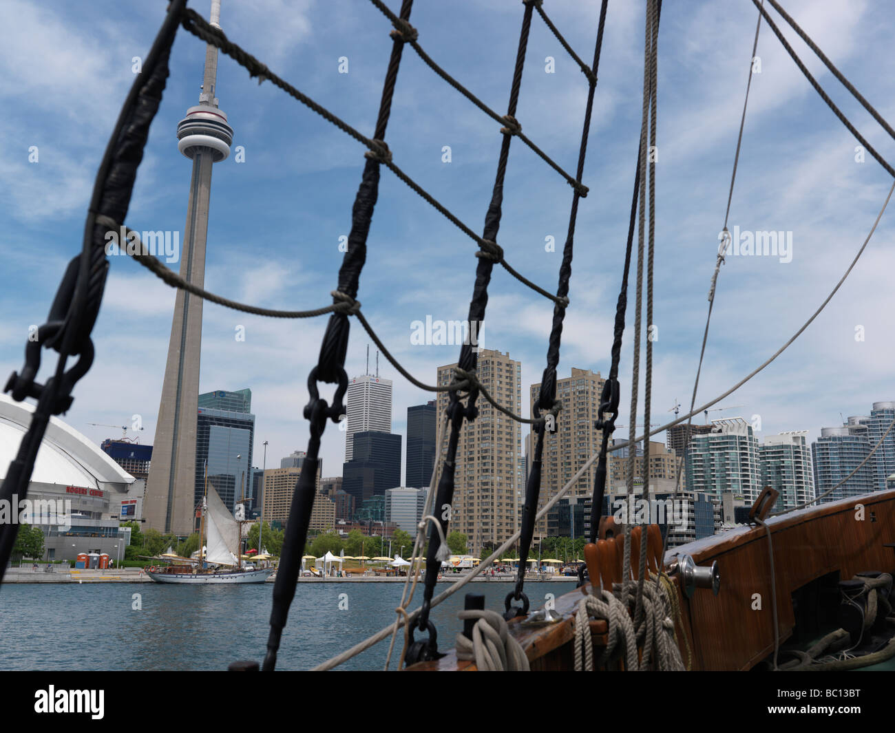 View cn tower from harbourfront hi-res stock photography and images - Alamy