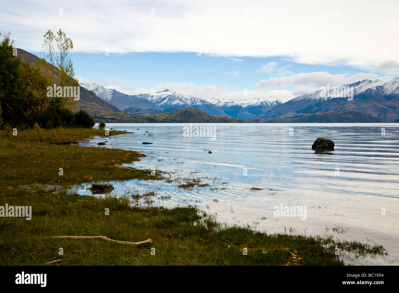 Lake Wanaka Otago South Island New Zealand Stock Photo - Alamy