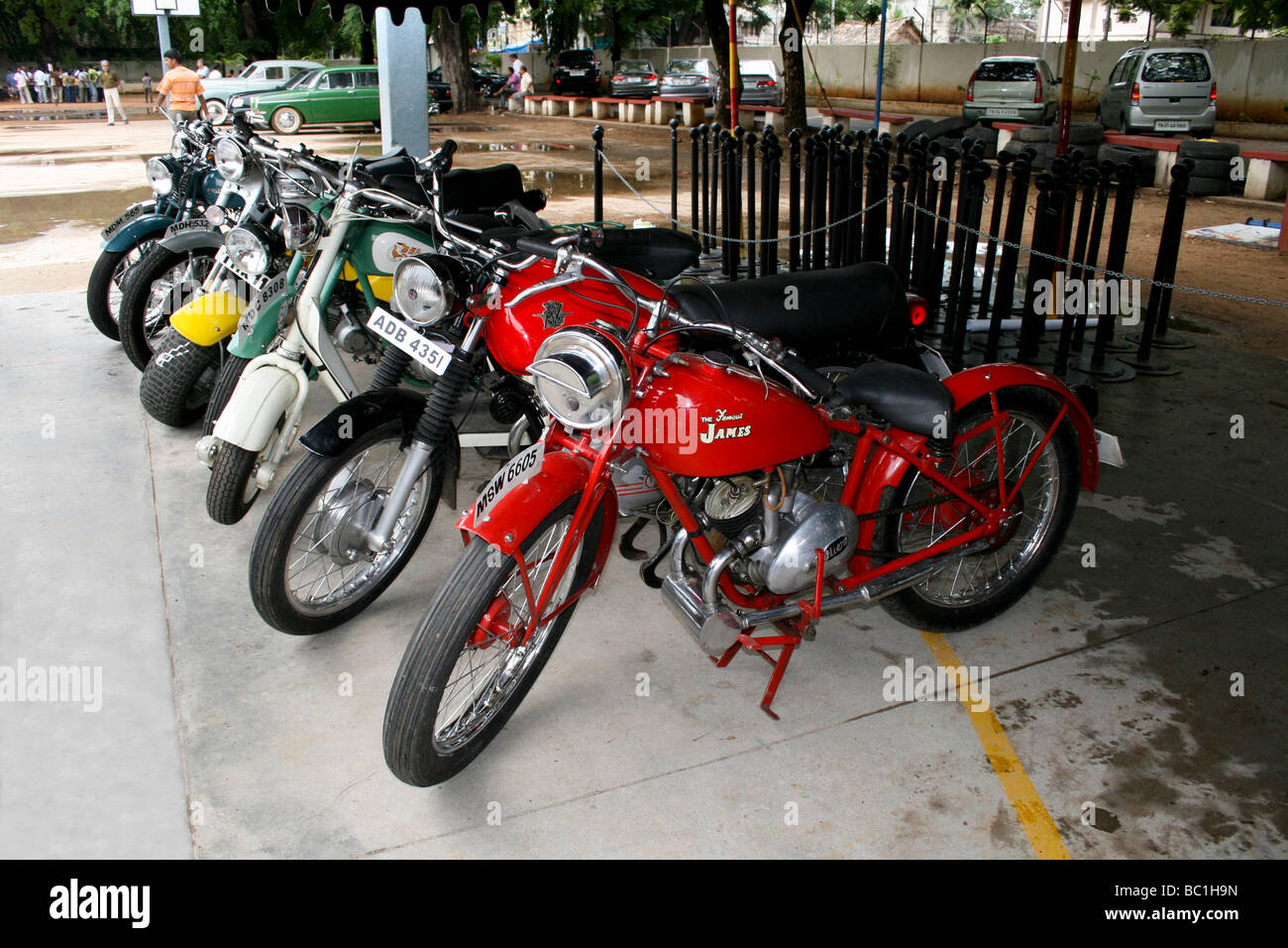 Used 1957 Model Vintage Bike For Sale In ID Red Colour