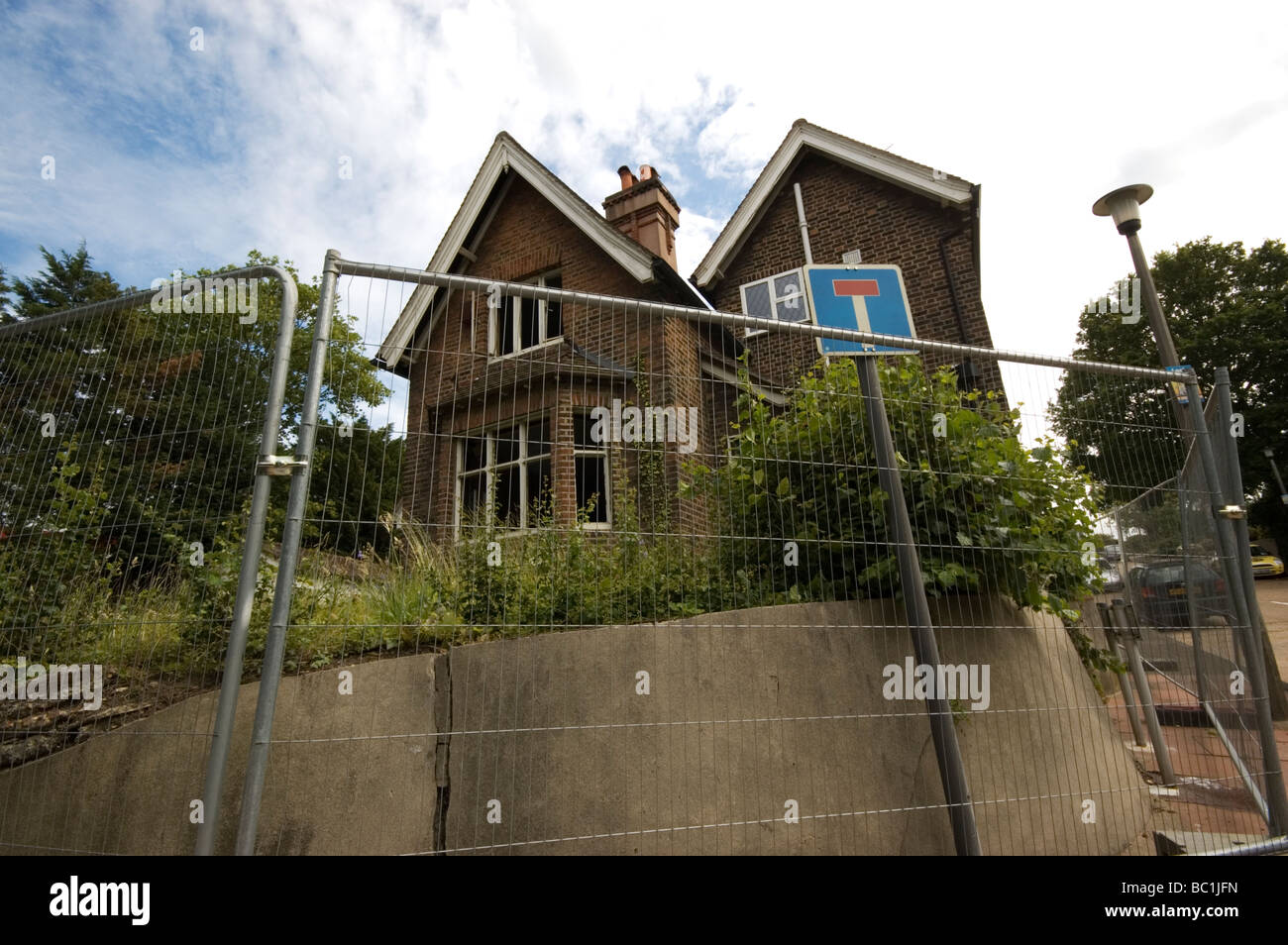 A derelict suburban house in Bromley, Kent, England Stock Photo