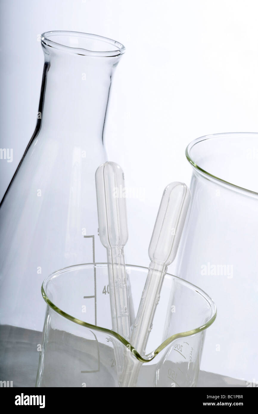 Assorted lab glassware hires stock photography and images Alamy
