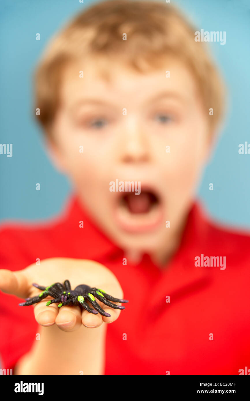 Scared boy spider hi-res stock photography and images - Alamy
