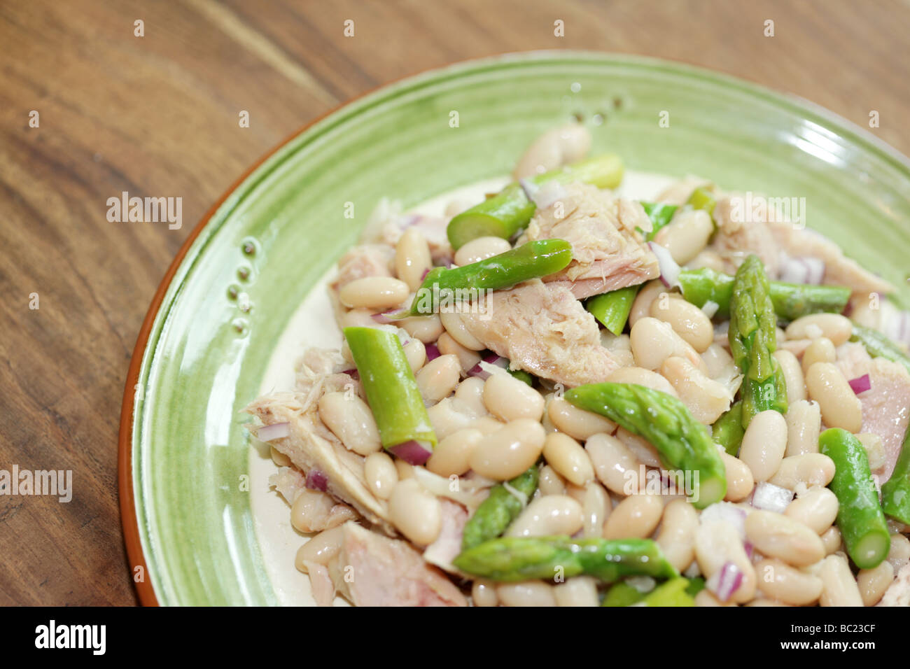 Tuna and Asparagus Salad Stock Photo Alamy