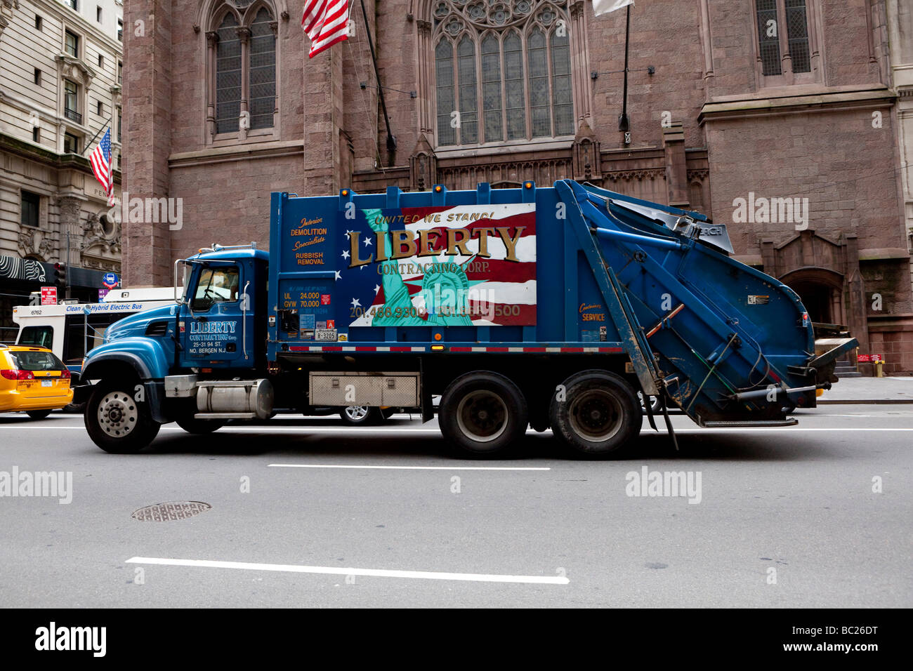 Garbage car in NYC Stock Photo Alamy