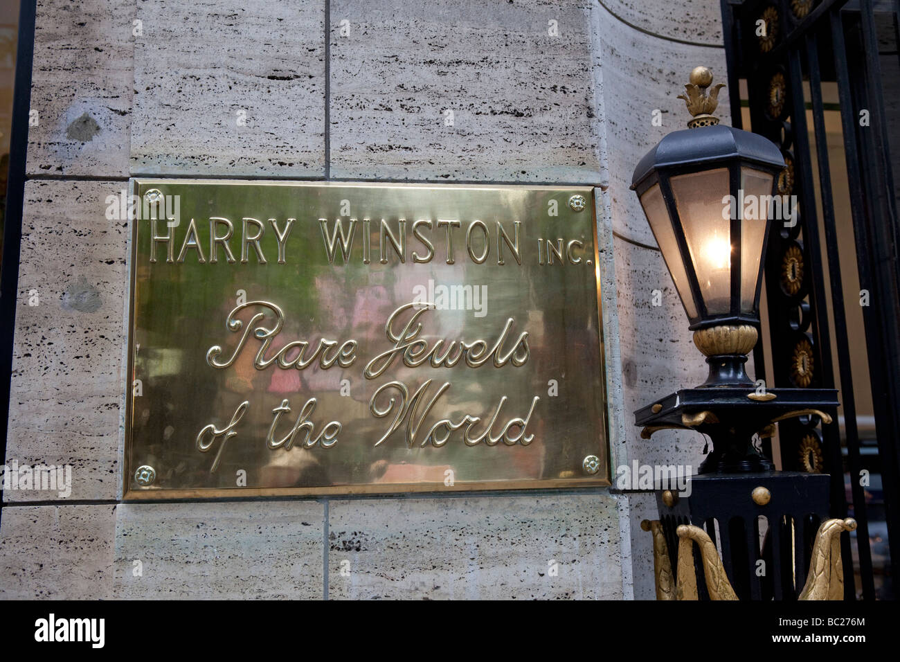 Harry winston rare shop jewels of the world