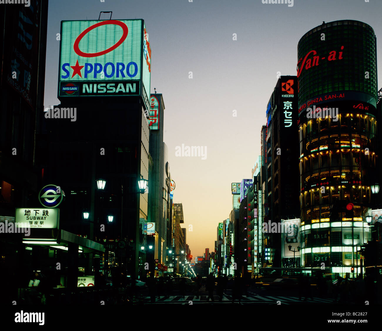 nissan-night-hi-res-stock-photography-and-images-alamy
