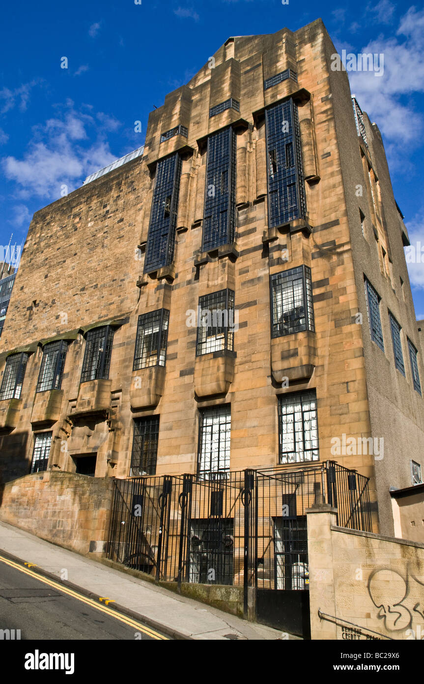 dh Glasgow School of Art ART SCHOOL GLASGOW Building designed by Charles Rennie Mackintosh exterior city macintosh buildings Stock Photo