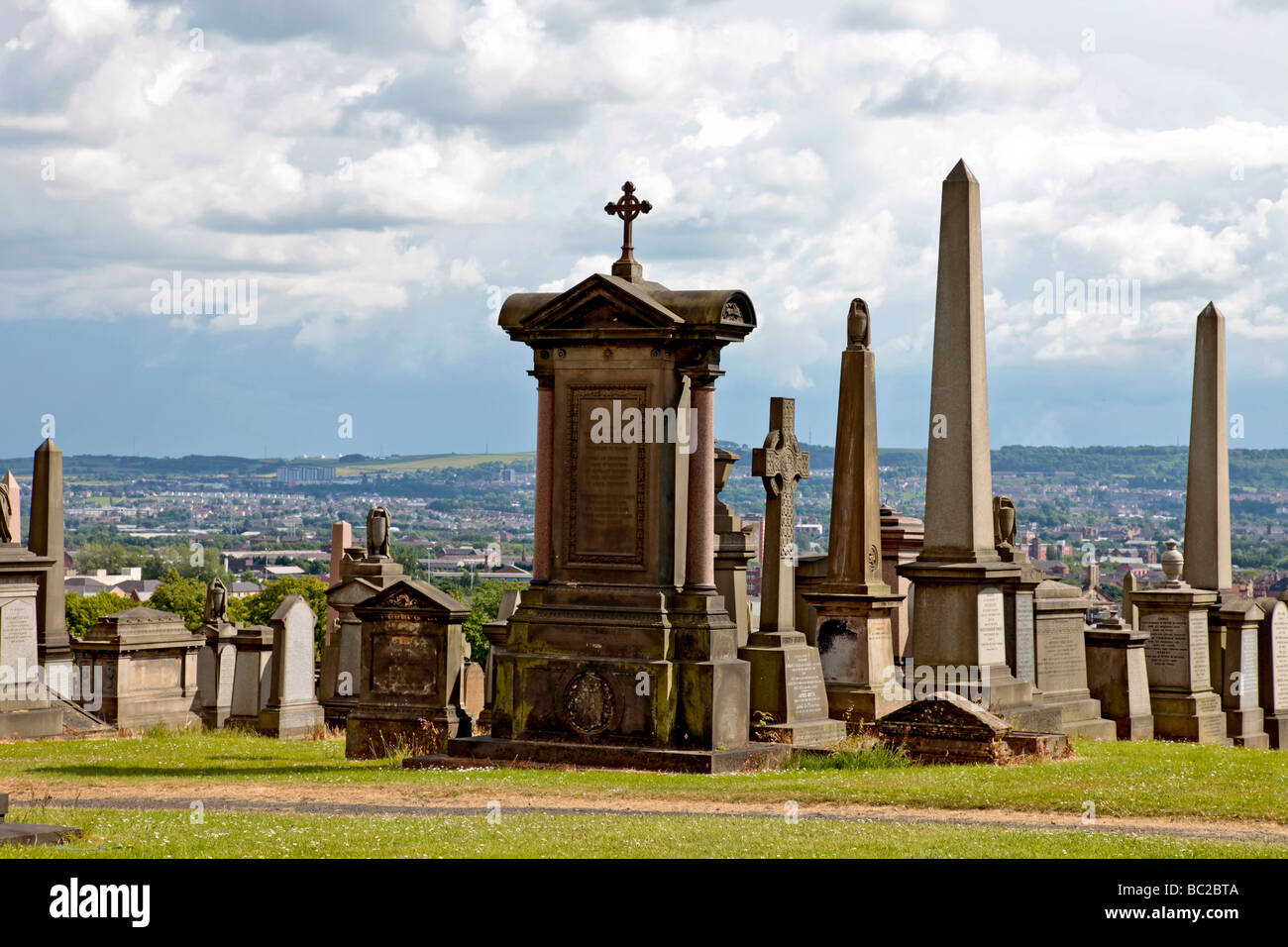Monuments and memorials at Glasgow's Victorian Museum, the Necropolis, with its hilltop view over the city. Stock Photo