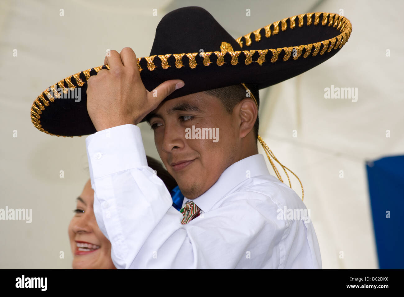 Latin american dancers hi-res stock photography and images - Alamy