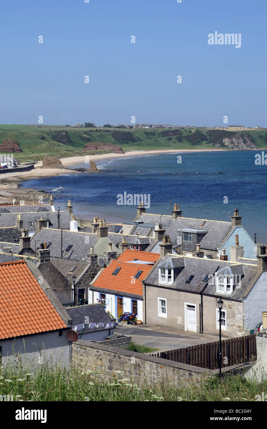 The picturesque coastal village of Cullen in Aberdeenshire, Scotland, UK, famous as the home of Cullen Skink Stock Photo