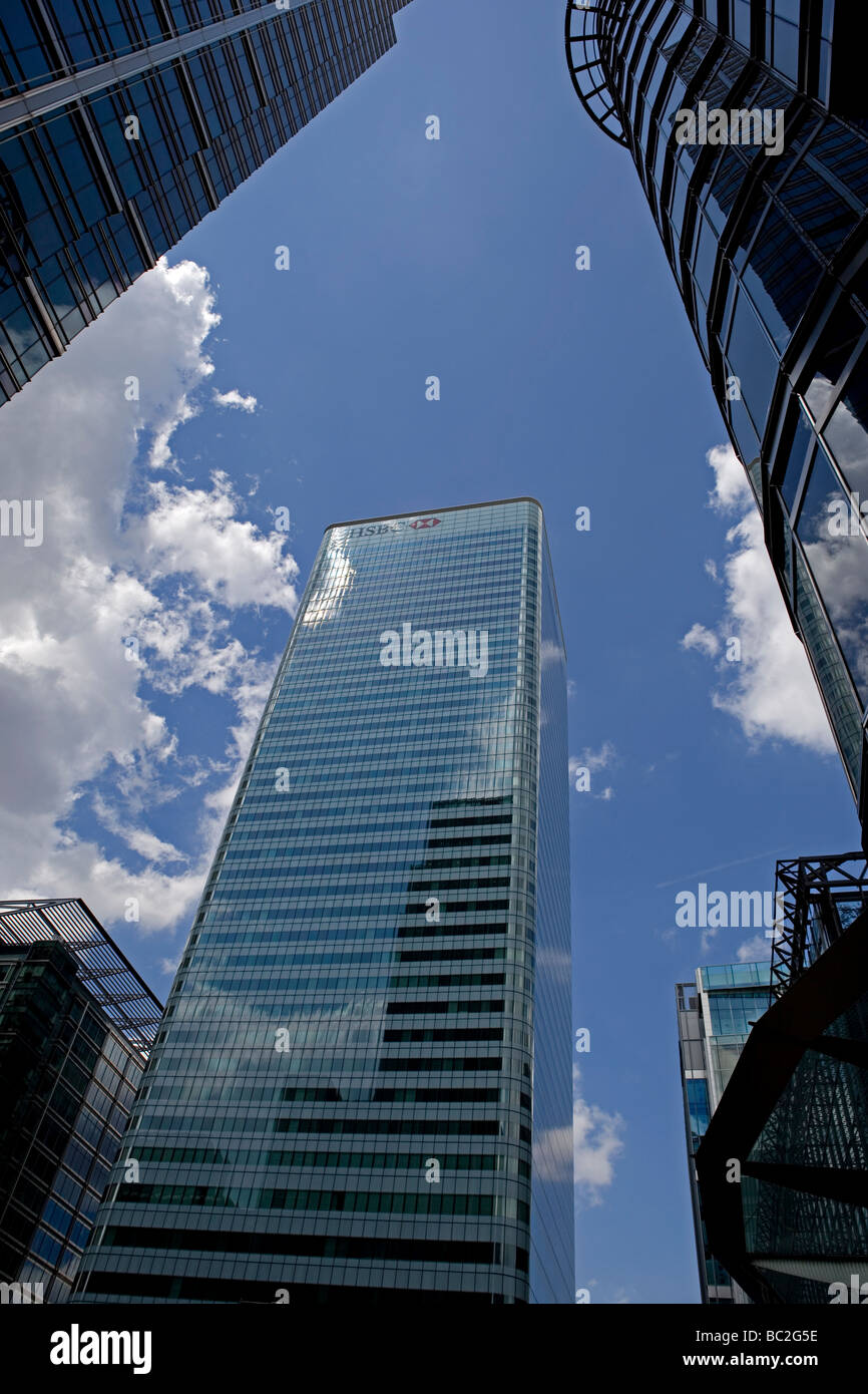 Canary wharf tower hsbc building hi-res stock photography and images ...