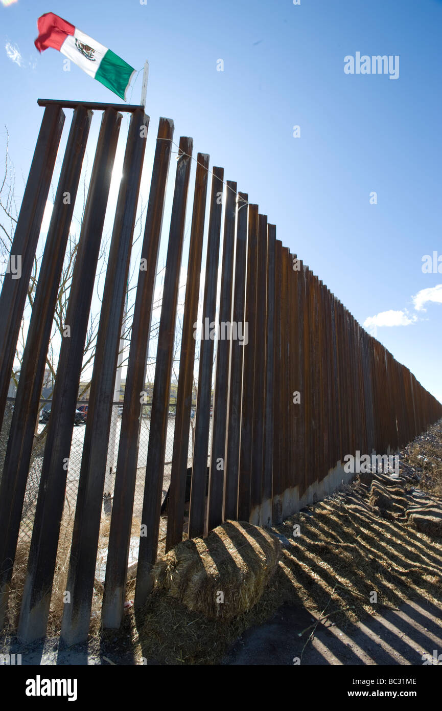 The border crossing at Columbus, NM, has new pedestrianstyle fencing