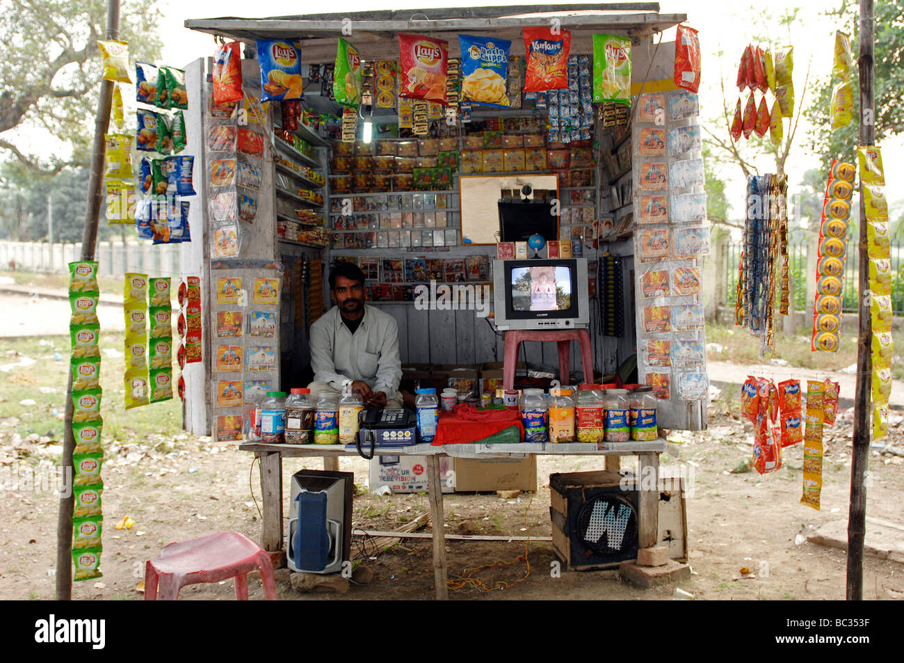 India : grocery Stock Photo - Alamy