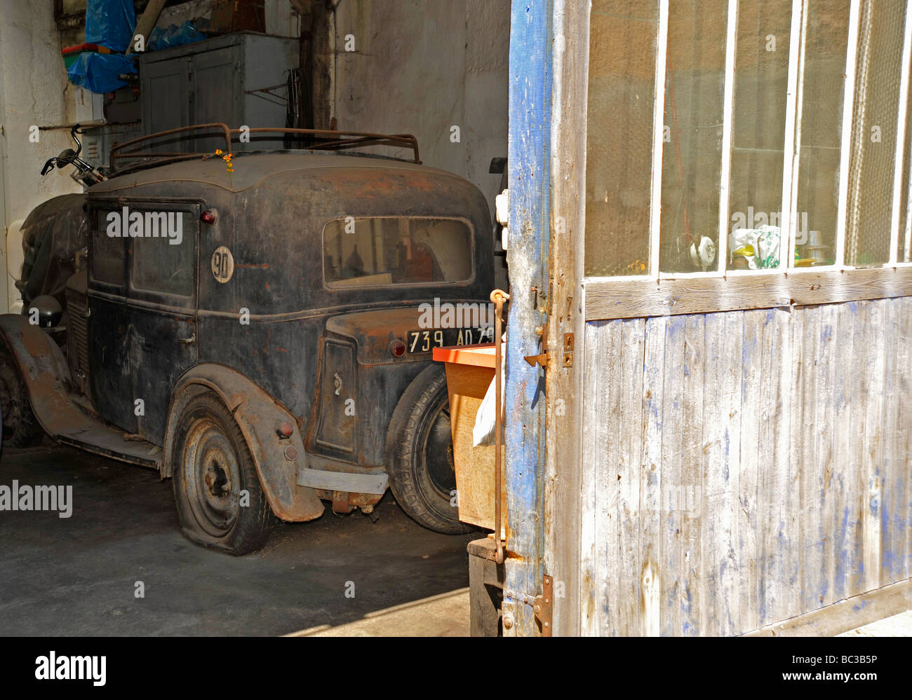 French garage doors hires stock photography and images Alamy