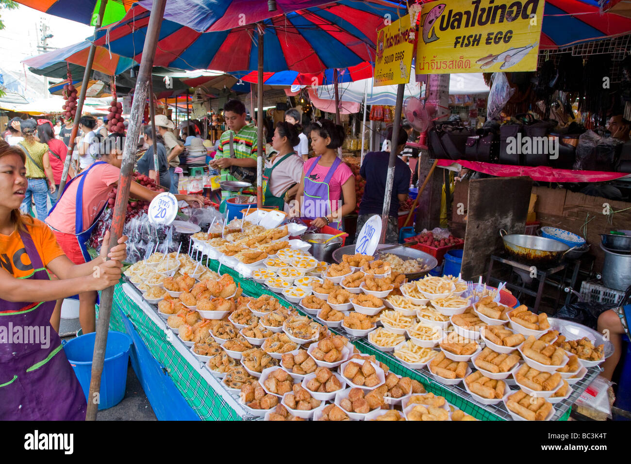 Thai market food stall Stock Photo: 24667128 - Alamy