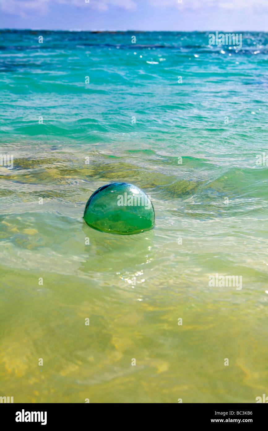 Float glass hi-res stock photography and images - Alamy