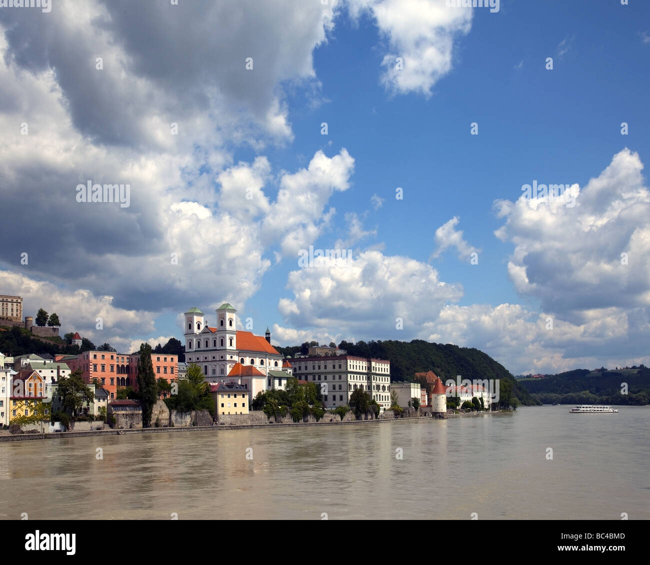 DE - LOWER BAVARIA: River Inn at Passau Stock Photo