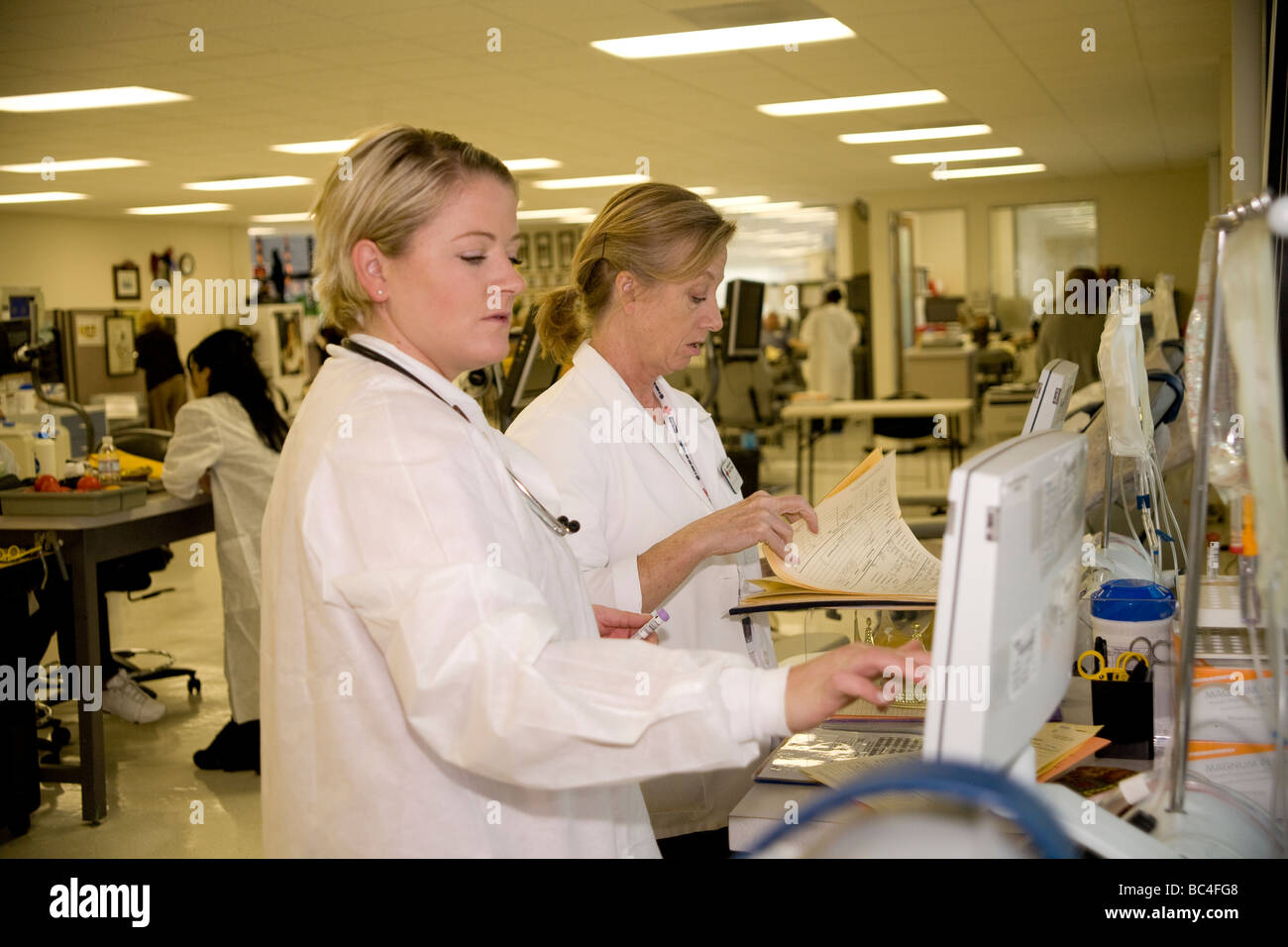 California Red Cross technician with blood platelet donor. MR  © Myrleen Pearson Stock Photo