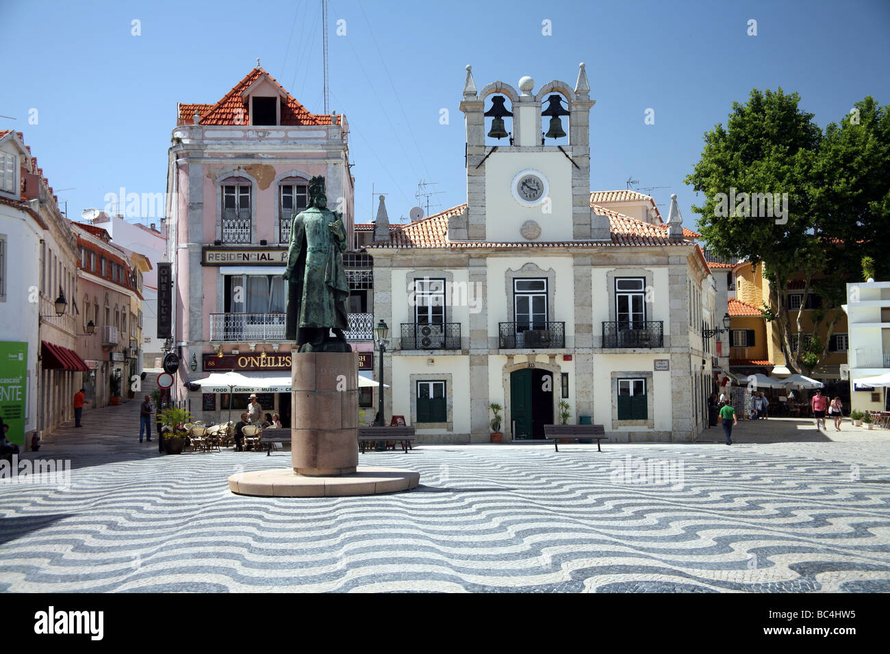 Praca 5 de Outubro, central square, Cascais resort near Lisbon Stock Photo