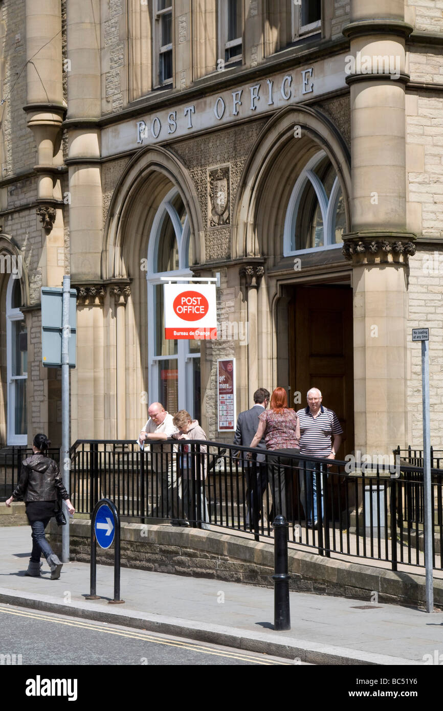 post office Halifax large market town centre Metropolitan Borough of