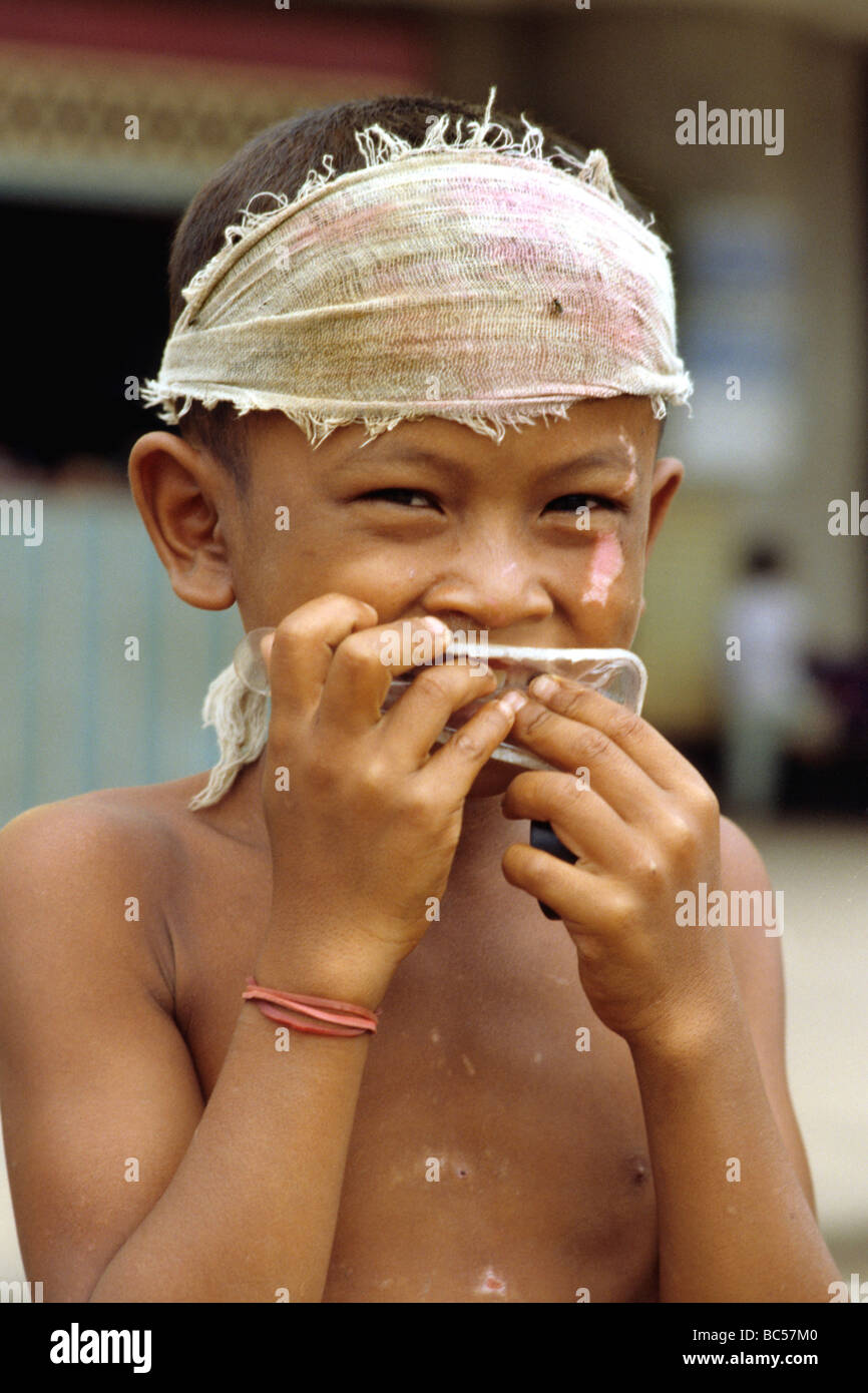 cambodia phnom penh daily life Stock Photo - Alamy