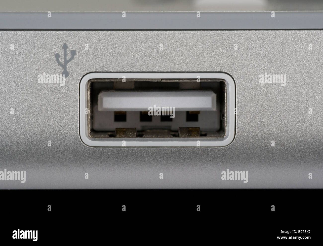 Usb port hi-res stock photography and images - Alamy