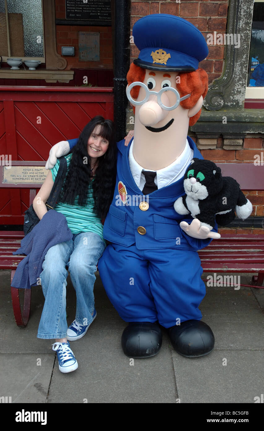 Postman pat hi-res stock photography and images - Alamy