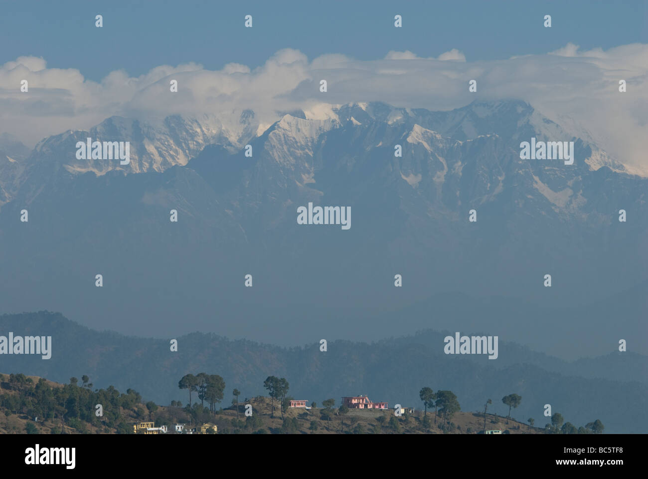 Views of the lower himalayas hi-res stock photography and images - Alamy