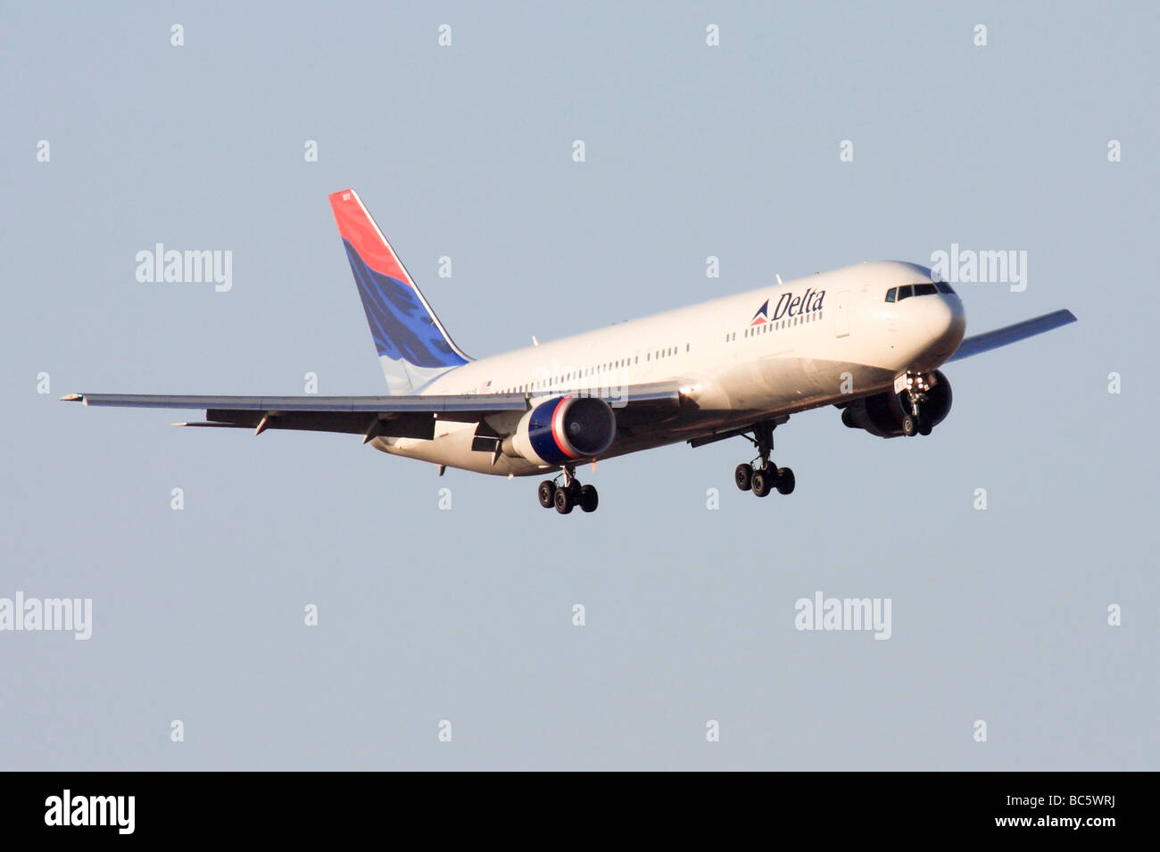 Delta Airlines commercial flight Stock Photo