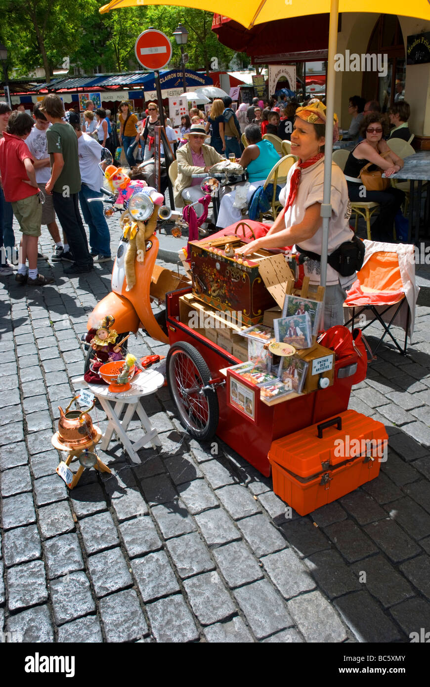 Street performer on Montmartre Stock Photo