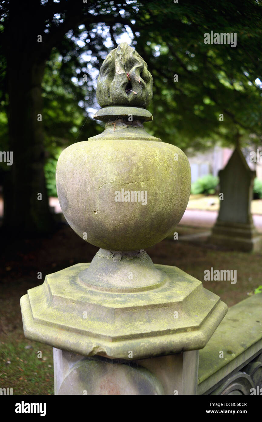 Sculpture in a graveyard Stock Photo Alamy