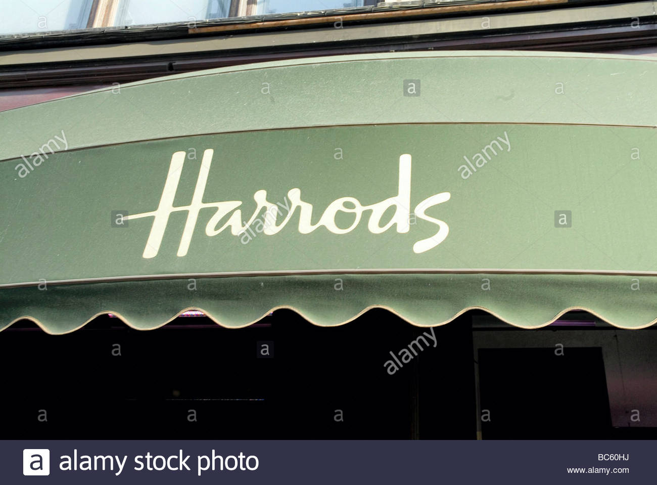 Harrods Logo Stock Photos & Harrods Logo Stock Images Alamy