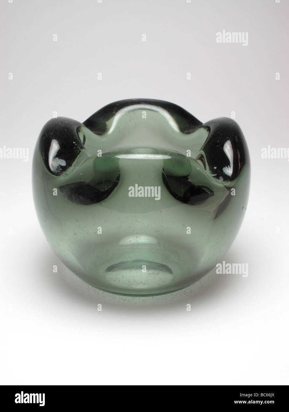 Art Deco Leerdam glass bowl designed by Andries Dirk Copier Stock Photo