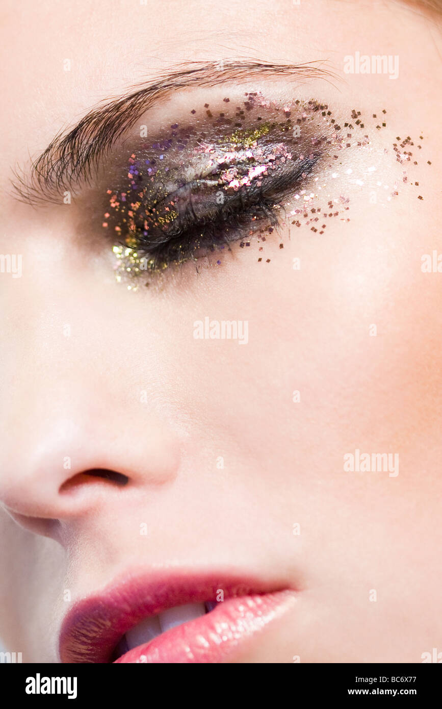 eye cover with glitter eyeshadow Stock Photo Alamy