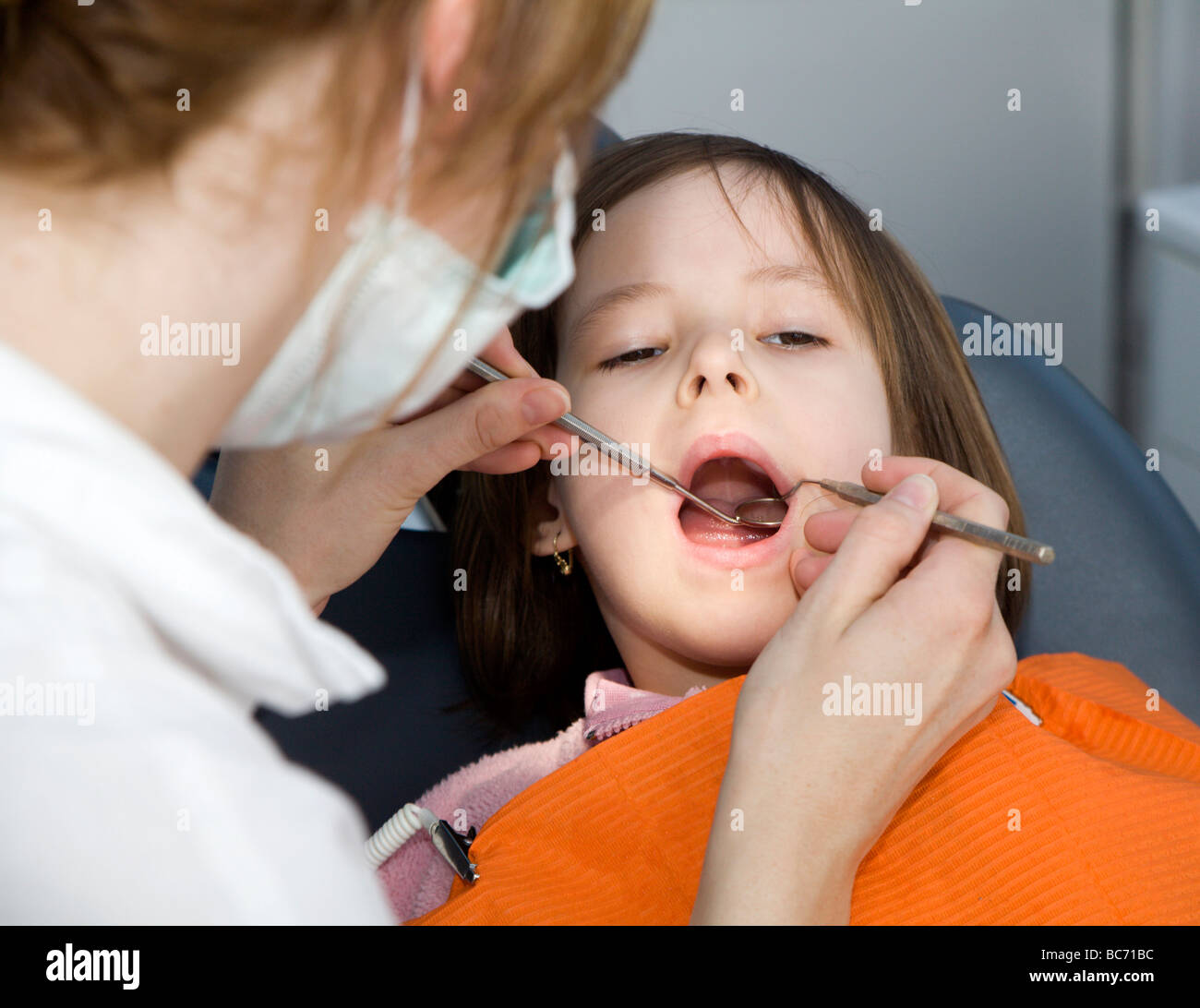 little girl by dentist Stock Photo - Alamy
