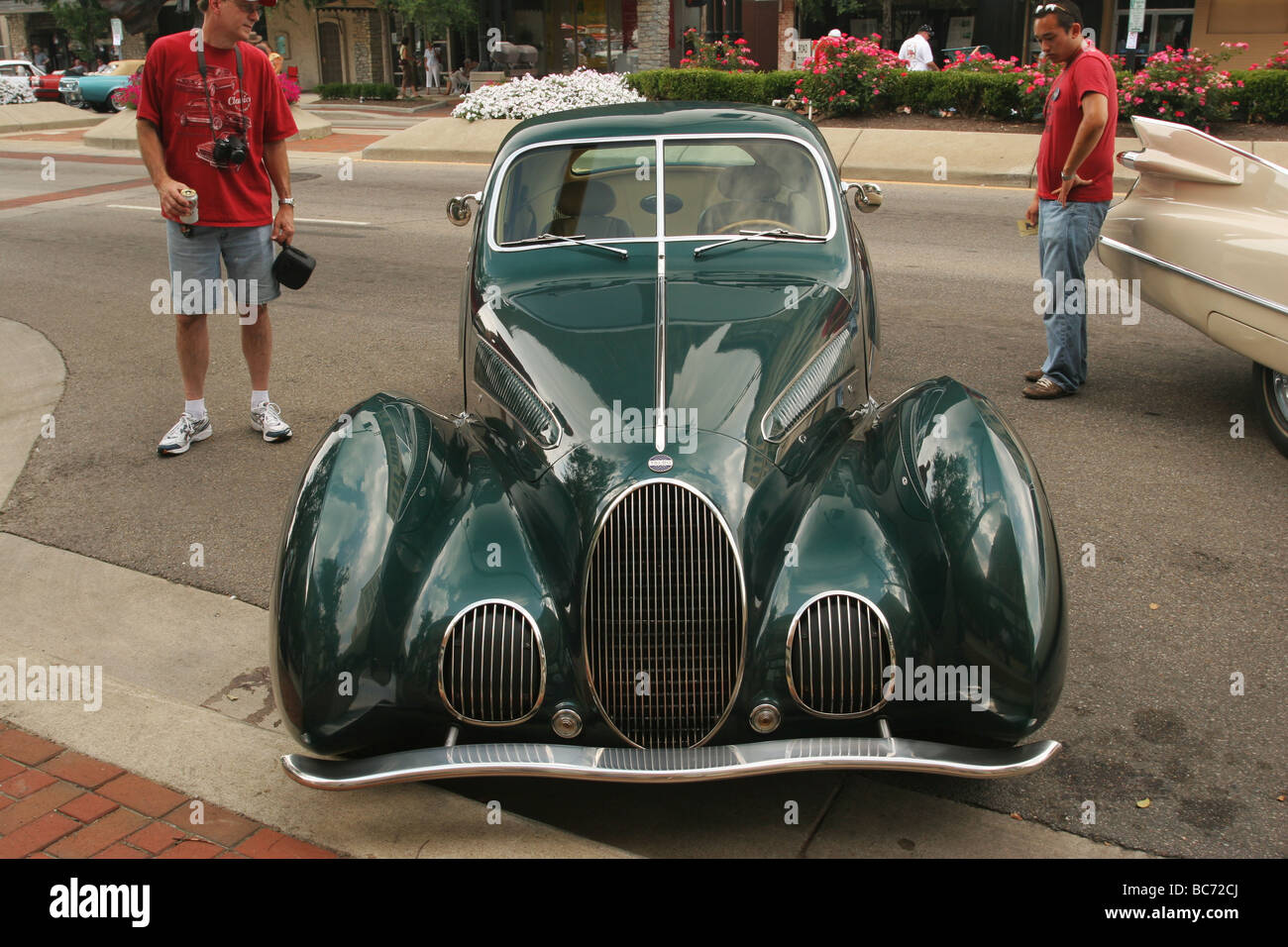 Car show french hi-res stock photography and images - Alamy