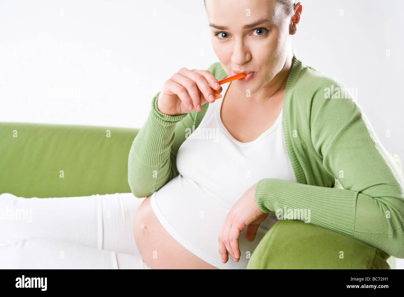 Eye contact vivacity hires stock photography and images Alamy