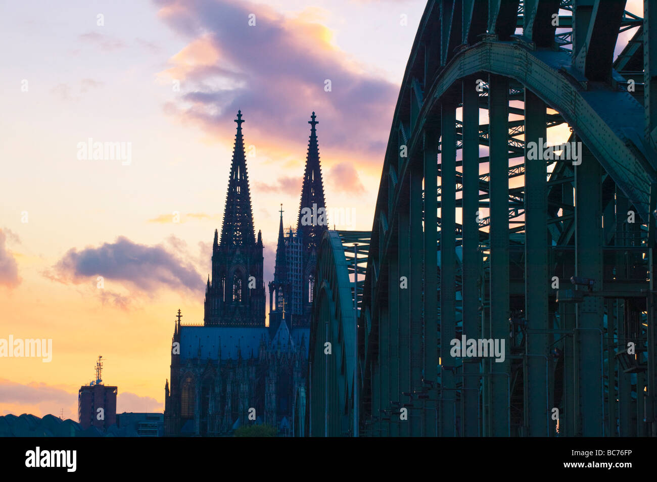 Cologne skyline Germany at night Stock Photo - Alamy