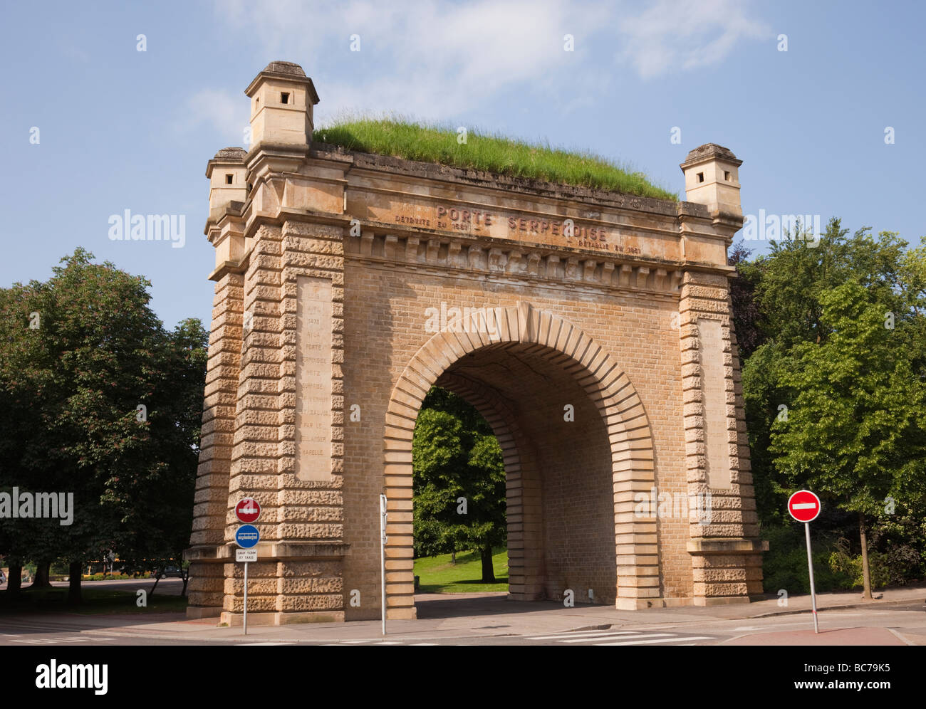 Metz Lorraine France Europe Porte Serpenoise remains of one of the old city  gates Stock Photo - Alamy