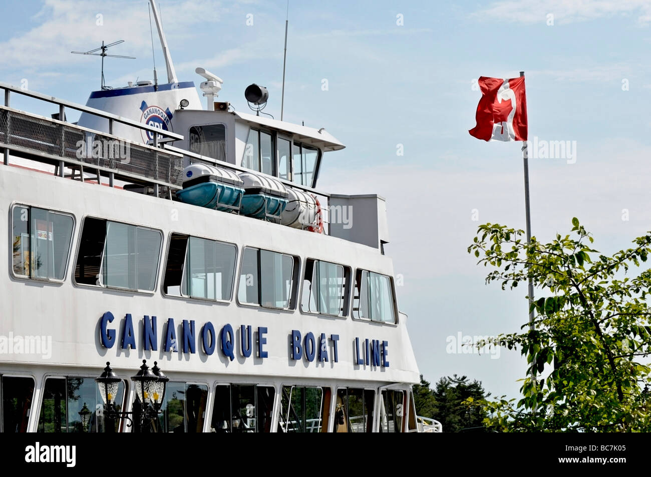 Boat with tourists on 1000 Islands cruise in Ontario Canada Stock Photo