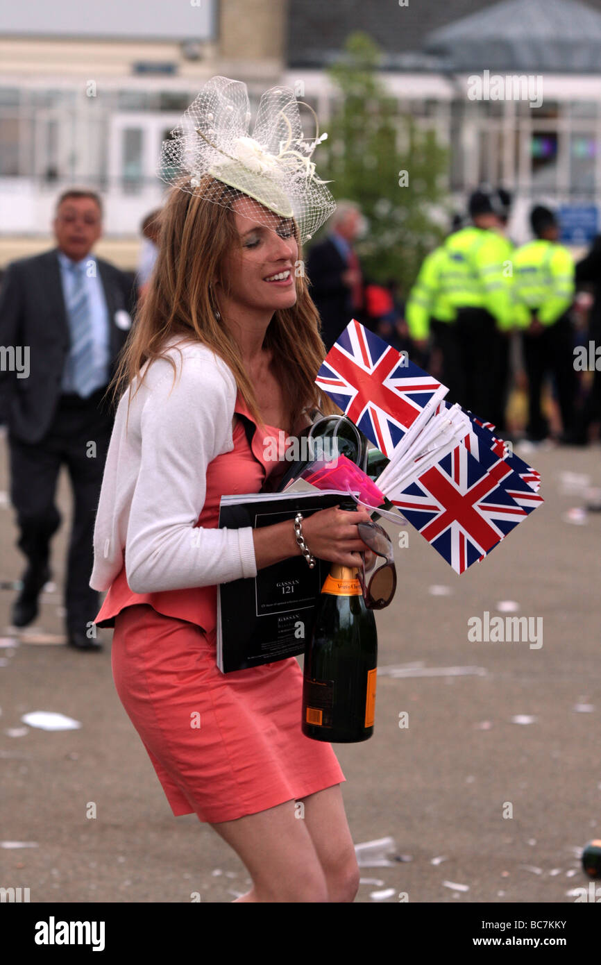 Ascot ladies day 09 Stock Photo - Alamy