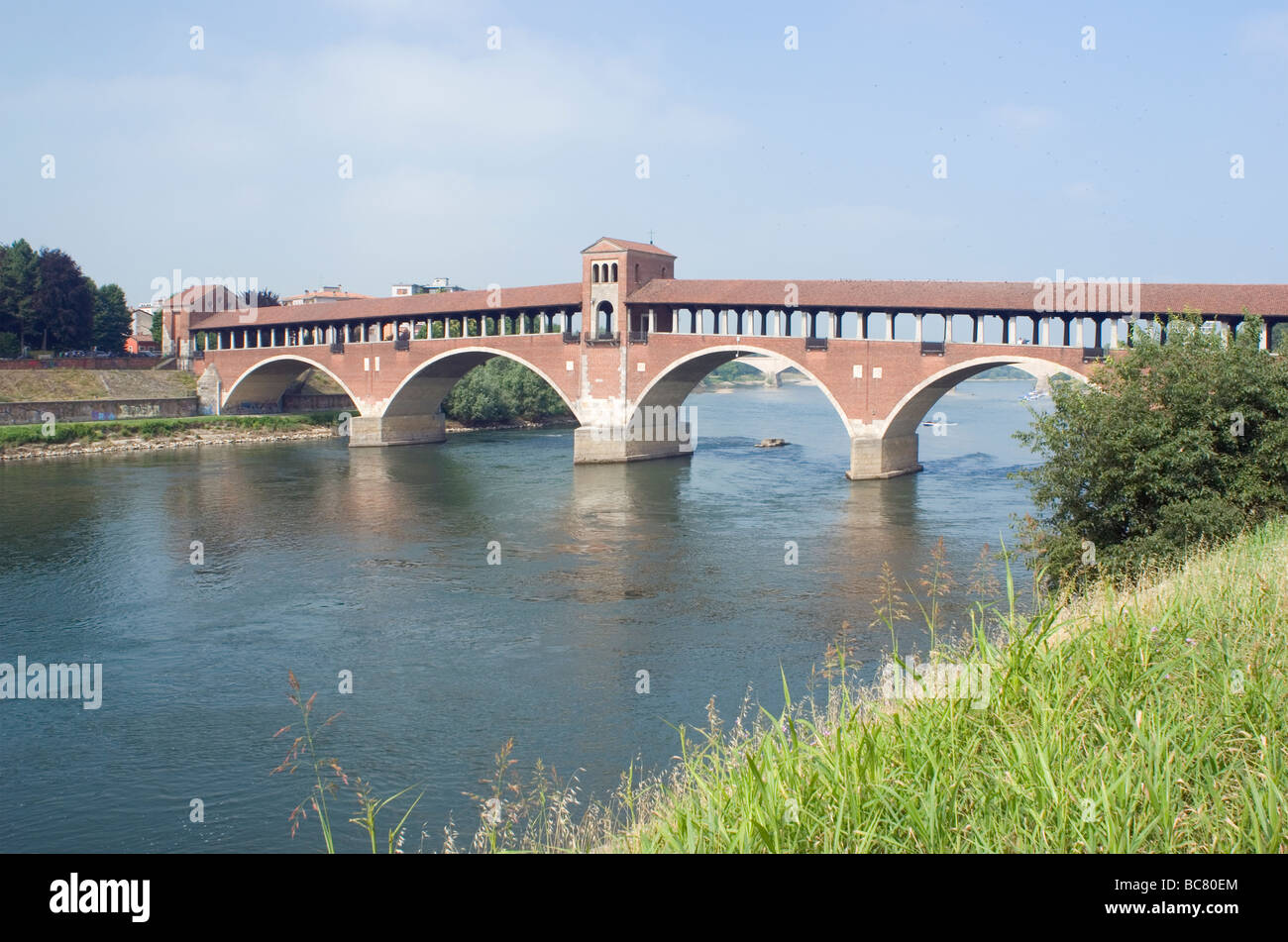Horizontal lombardia landmarks hires stock photography and images Alamy