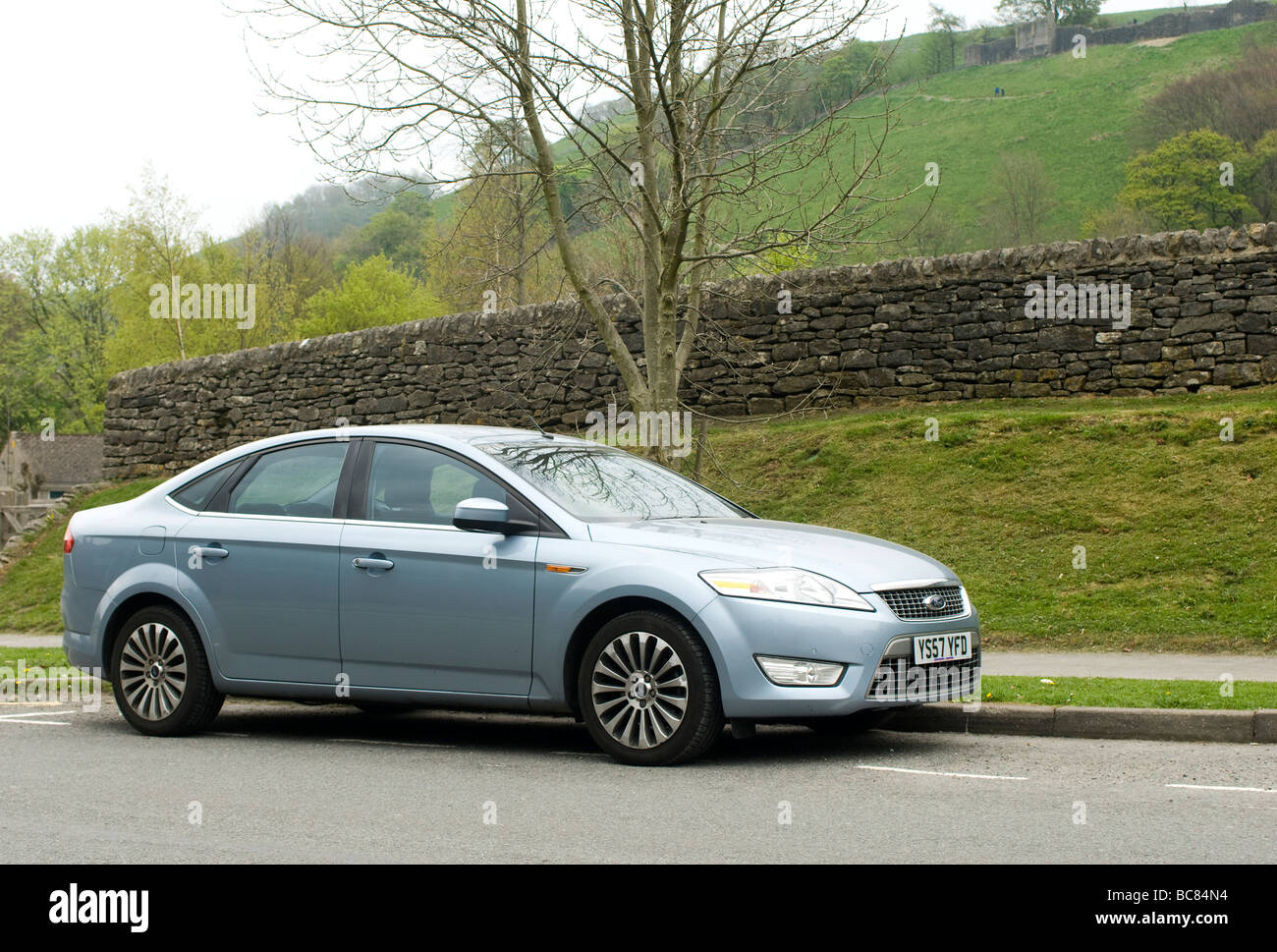 Ford mondeo hi-res stock photography and images - Alamy