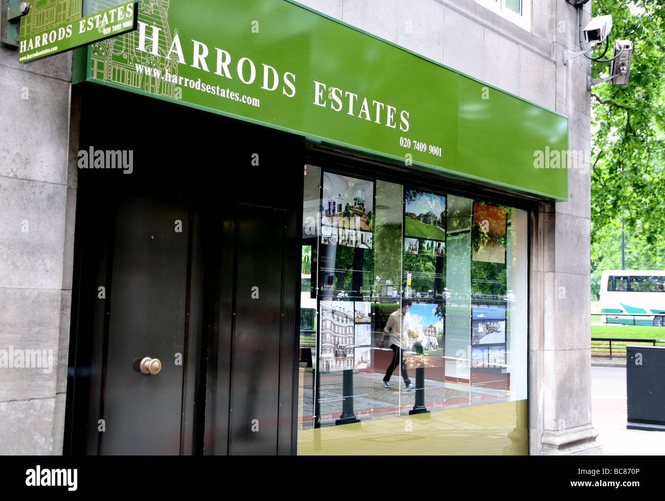 Harrods estate agency, Park Lane, London Stock Photo Alamy